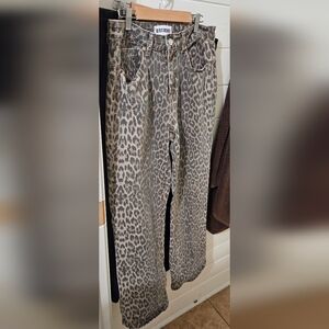 Disclosure Leopard Print Pants Size 7/28